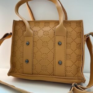 women handbag in Yellow شنط نساء